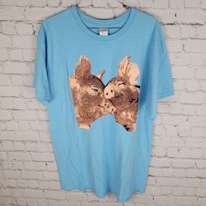 GILDAN | "Pigs The Inventors Of Bacon" short sleeve crewneck graphic tee t-shirt